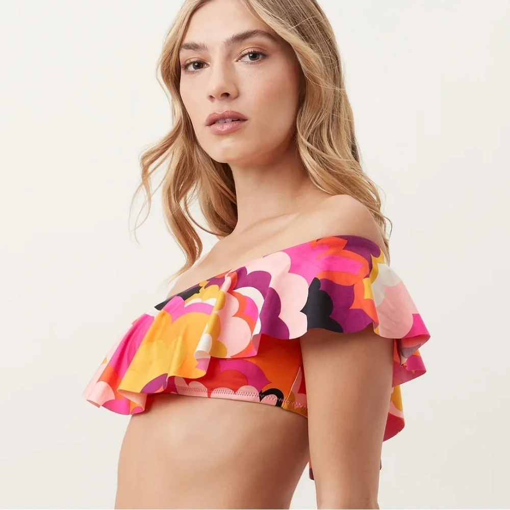 NWT Trina Turk Fan Faire Off The Shoulder Ruffle Bandeau Swim Top sz 6
